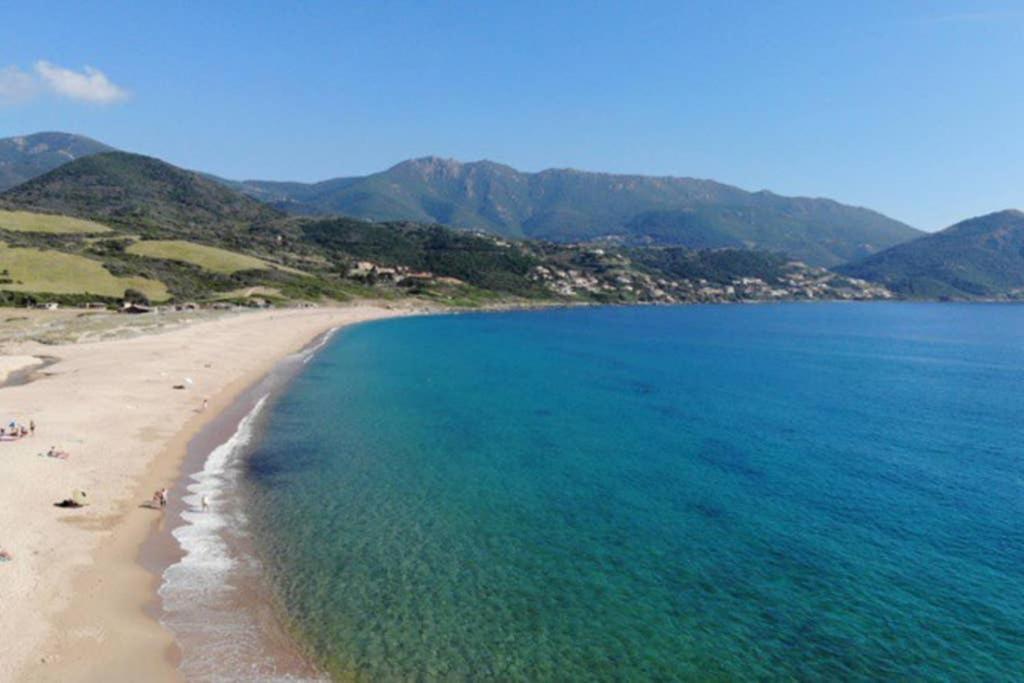 Demi villa à 500m de la plage avec vue sur mer. Appietto Esterno foto