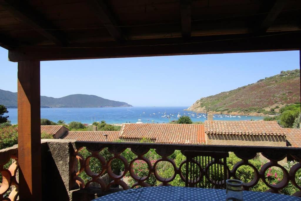 Demi villa à 500m de la plage avec vue sur mer. Appietto Esterno foto