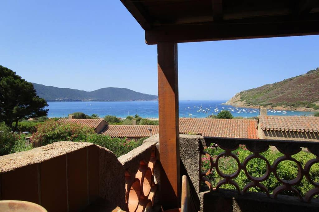 Demi villa à 500m de la plage avec vue sur mer. Appietto Esterno foto